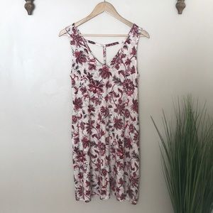 NEW Maurice Floral Dress. Small